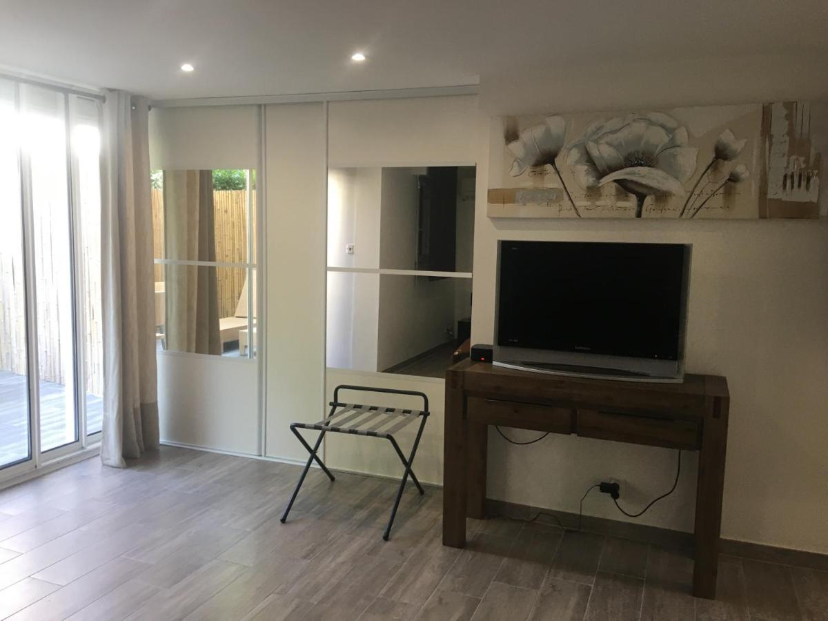 케인즈수르메르 Loft Ravissant Avec Piscine 아파트 외부 사진